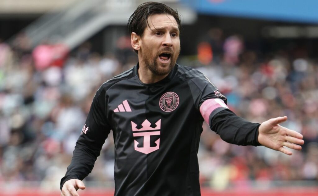 MLS 무패신화 대격돌