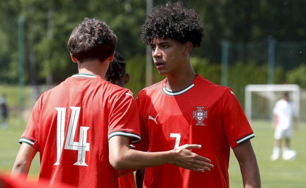 호날두 주니어 포르투갈에서 아버지 명성 잇나