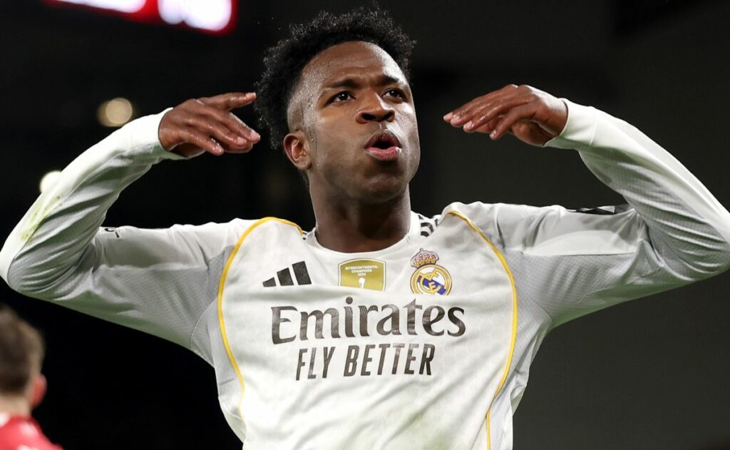 Video: Vinicius seals Champions League playoff berth for Real Madrid with stunning goal vs. Benfica after Prestianni controversy