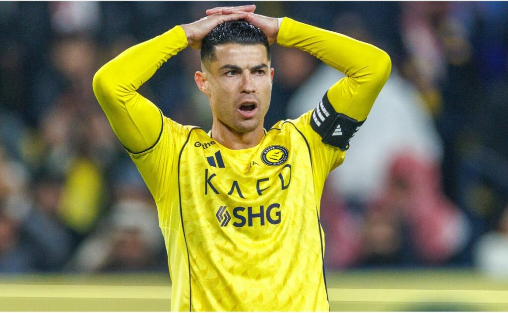 호날두 맨유 복귀 불발 알 나스르와의 계약 문제는?