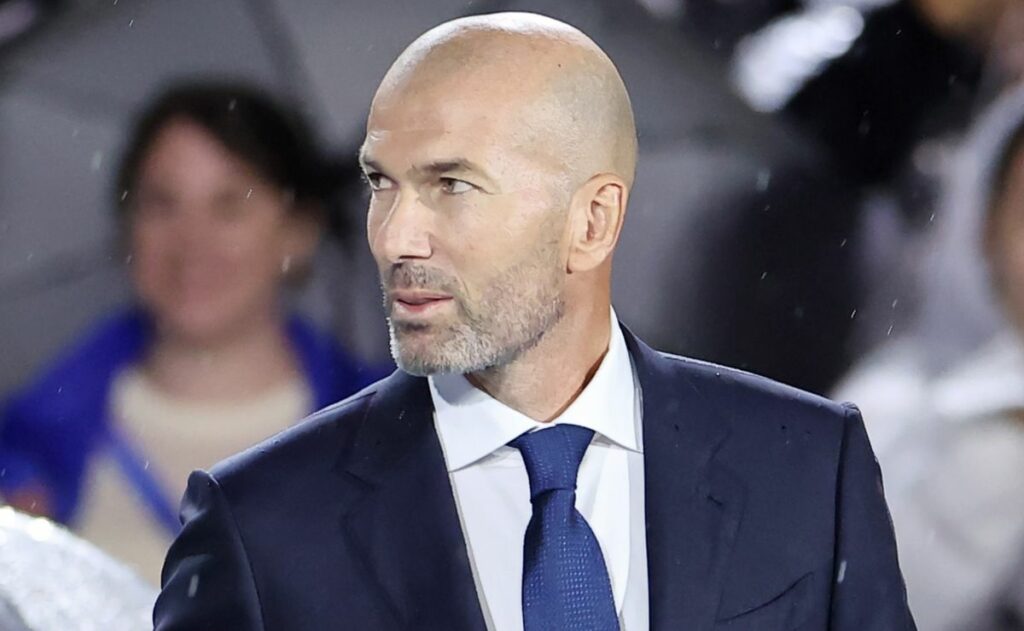 Zinedine Zidane reportedly reaches an agreement to coach France, ruling out a return to Real Madrid
