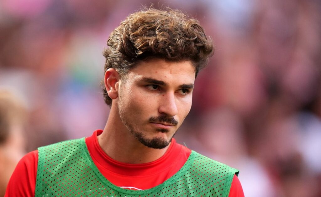 Julian Alvarez reportedly faces one last obstacle in Atletico Madrid for his Barcelona arrival
