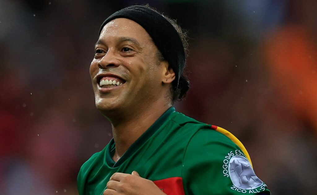 Ronaldinho reportedly comes back from retirement to sign with Italian club