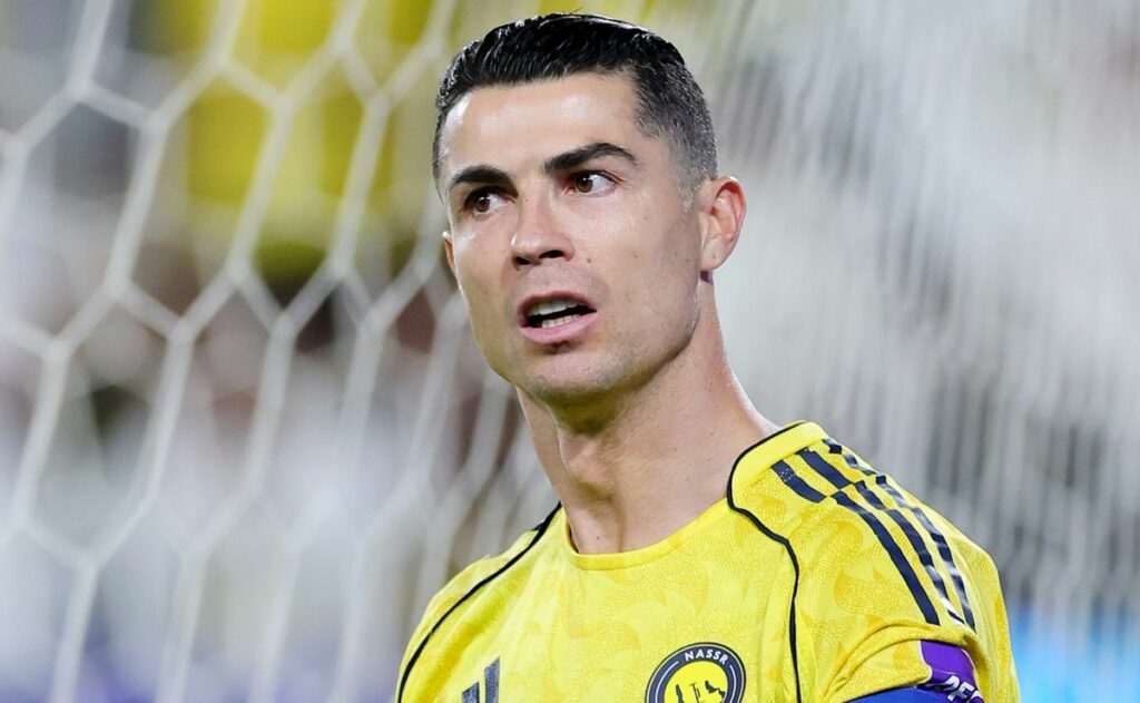 Cristiano Ronaldo sends three-word message to teammates after being subbed off in Al Nassr SPL comeback