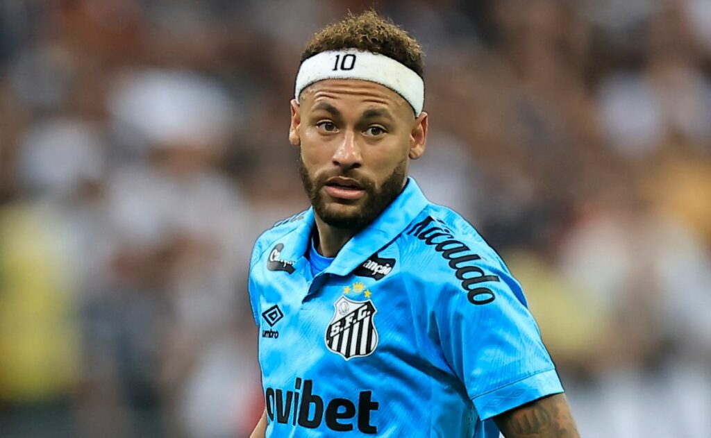 Neymar hits back at criticism over playing ‘only against small teams’ ahead of Santos vs. Palmeiras clash